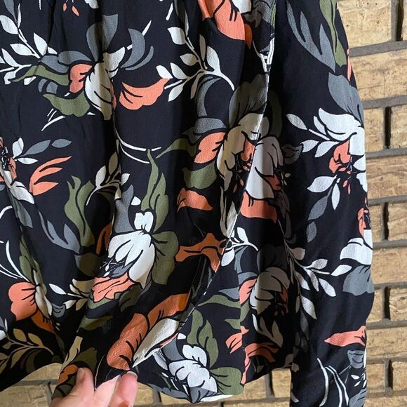 ‎Loft stretchy flap skirt floral - Picture 4 of 4